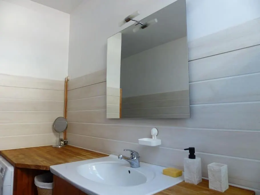 Appartement Dans Maison Brié-et-Angonnes