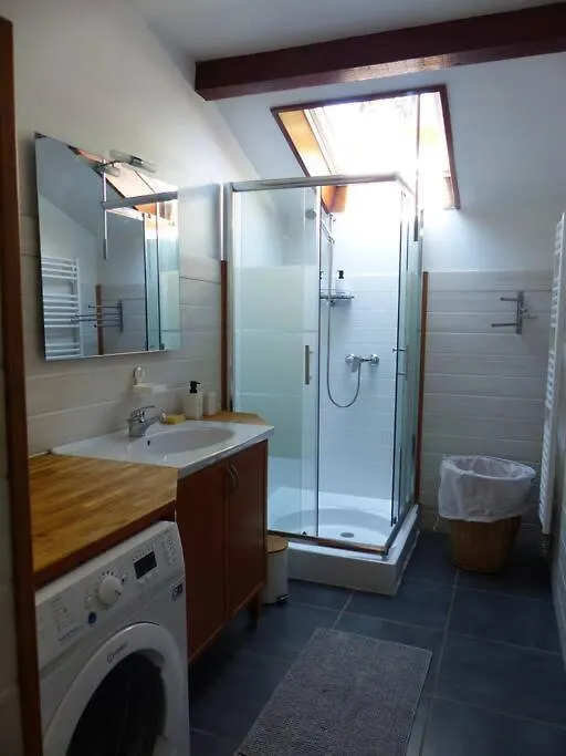 Apartment Appartement Dans Maison Brie-et-Angonnes